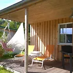 Ferienhaus Mit Kamin Am Achterwasser In Luetow