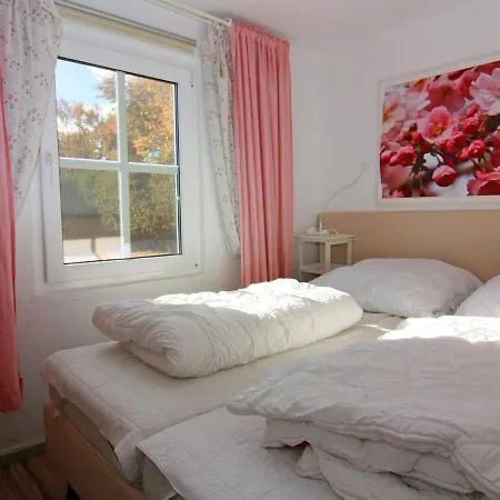 Ferienhaus Mit Kamin Am Achterwasser In Luetow