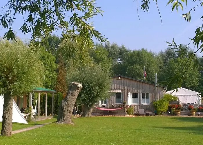 Vakantiehuis Holiday On The Backwaters, *